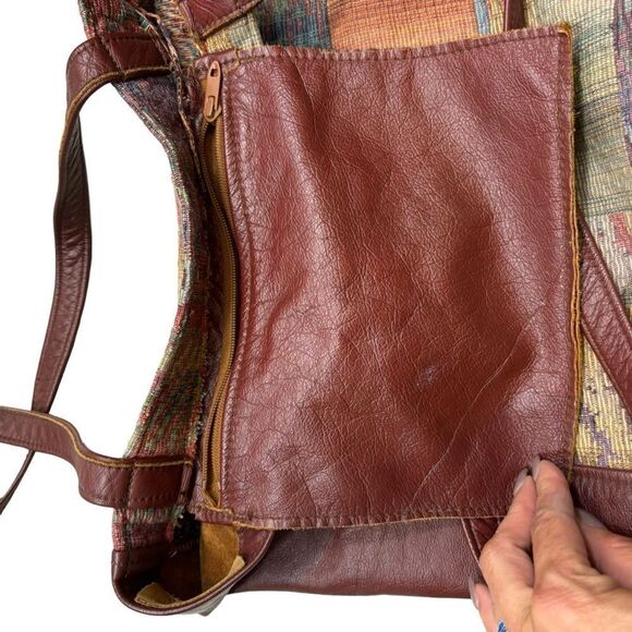 Vintage Deep Red Leather and Patchwork‎ Shoulder Tote Bag - Picture 2 of 10